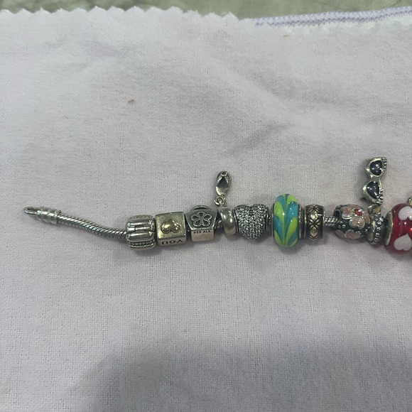💝Beautiful Pandora charm bracelet with 16 charms. - Picture 8 of 12